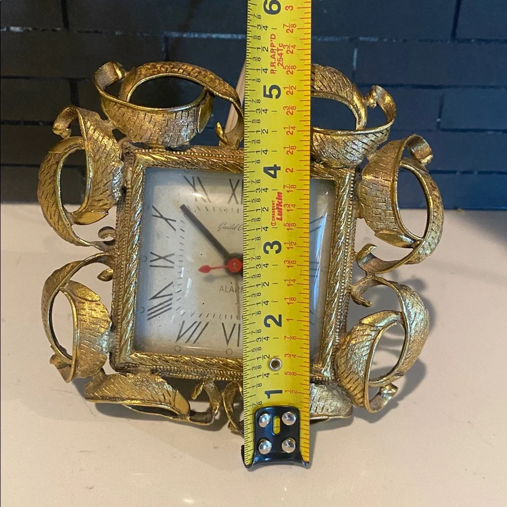 Vtg 50’s Guild Crest electric clock Rococo ornate Hollywood Glam Works 5.5”